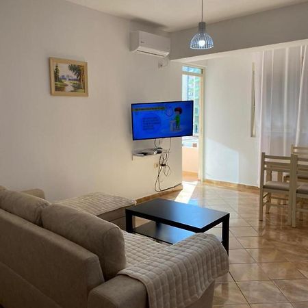 Lea Apartments Vlore Exterior photo